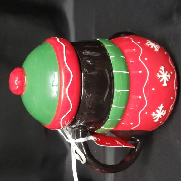 Lang NWT Handpainted Ceramic Holiday Penquin Mug - Picture 8 of 8